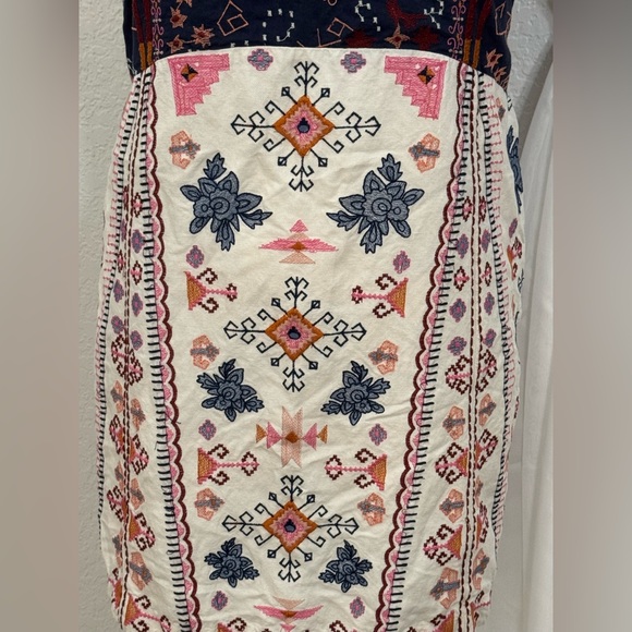 NEW Anthropologie Akemi & Kin Embroidered Southwestern Tribal Boho Dress Size 14 - Picture 6 of 16
